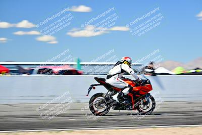 media/Mar-25-2024-Moto Forza (Mon) [[8d4319bd68]]/4-Novice Group/Session 4 Front Straight Speed Pans/